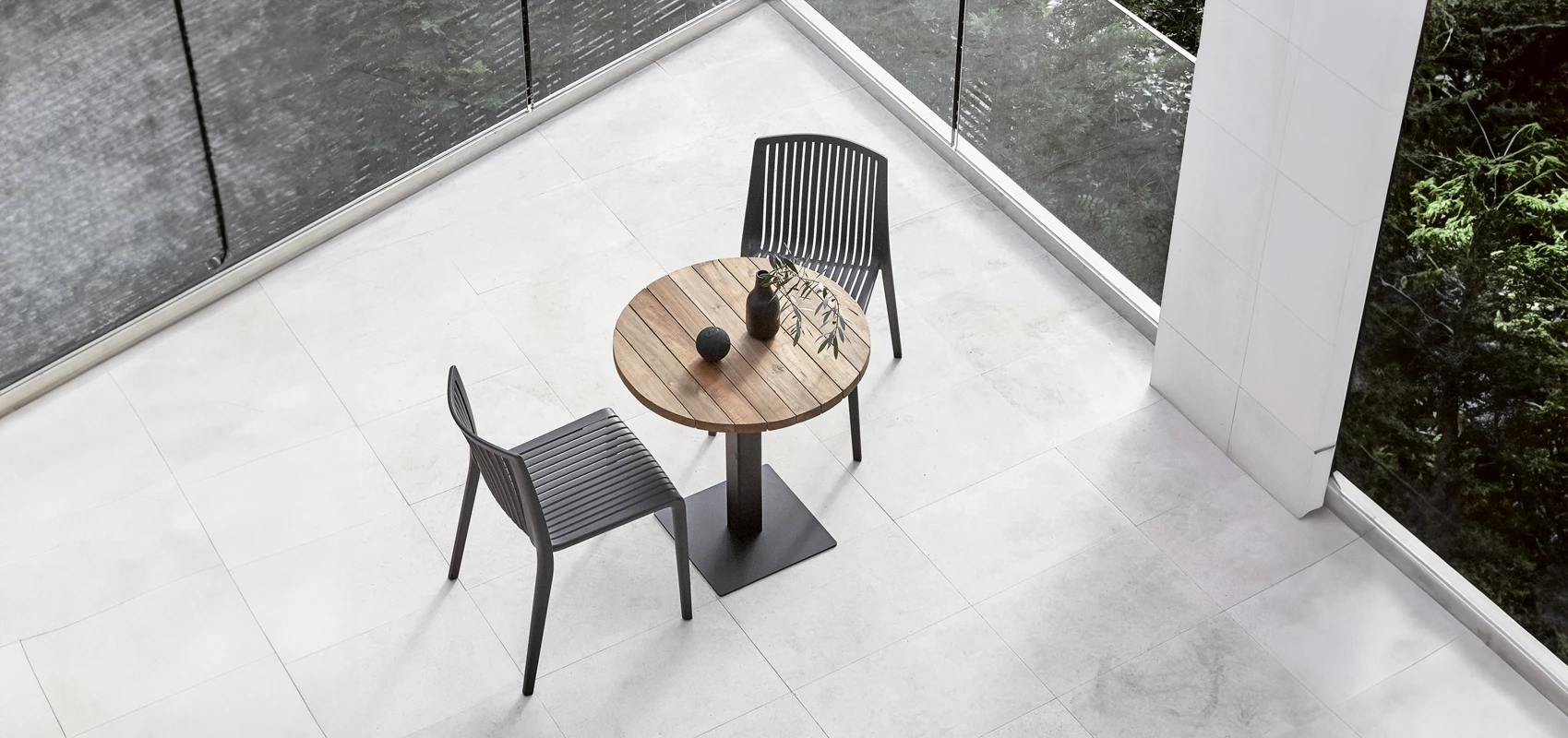 https://www.papatya.com.tr/uploads/images/products/cool/gallery/hd/1688994192_terrace-2person-chair-dark-grey-garden-dinner.webp